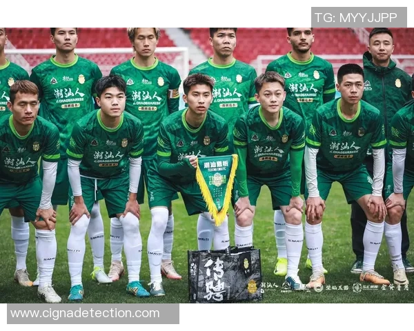 日本足球明星崛起全力制霸全国赛场展现无与伦比的实力与魅力 日本足球明星崛起全力制霸全国赛场展现无与伦比的实力与魅力